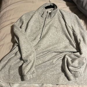 Arie size large sweatshirt